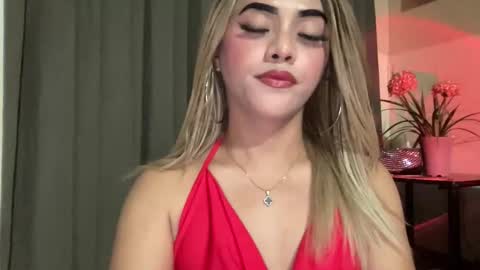 Snapshot of yvonne_guidotti chatting on May 10, 2026, 7:30 pm Miss Cali online show from May 10, 2026, 7:30 pm