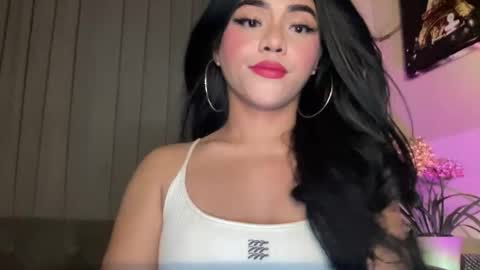 Snapshot of yvonne_guidotti chatting on May 18, 2026, 6:58 pm Miss Cali online show from May 18, 2026, 6:58 pm