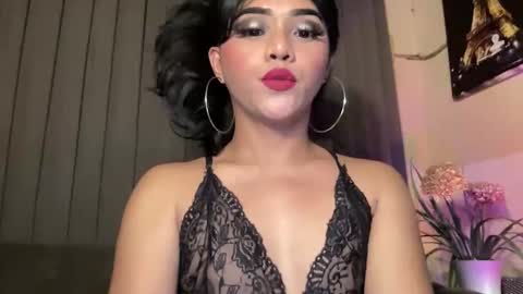 Snapshot of yvonne_guidotti chatting on May 27, 2026, 6:49 pm Miss Cali online show from May 27, 2026, 6:49 pm