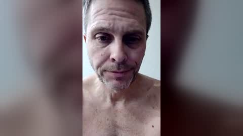 Snapshot of yxs25 chatting on July 7, 2026, 7:56 am Charles online show from July 7, 2026, 7:56 am