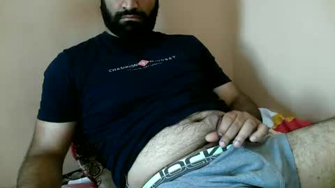 Snapshot of yxxtxxdentyk chatting on June 23, 2026, 4:54 am Bi BearXXX online show from June 23, 2026, 4:54 am