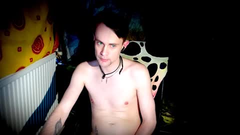 Snapshot of yyscript chatting on December 6, 2024, 6:17 pm online show from December 6, 2024, 6:17 pm