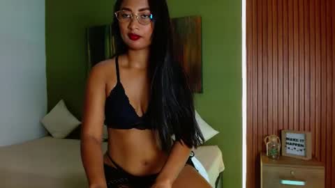 Snapshot of zaara_black chatting on June 21, 2026, 8:44 pm Zara Black online show from June 21, 2026, 8:44 pm