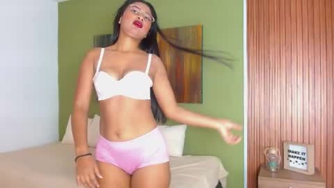 Snapshot of zaara_black chatting on June 24, 2026, 9:36 pm Zara Black online show from June 24, 2026, 9:36 pm