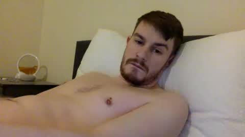 Snapshot of zacaxel chatting on January 3, 2025, 8:11 pm Zac Axel online show from January 3, 2025, 8:11 pm