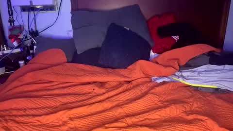 zachslime472 online show from April 4, 2026, 9:07 am