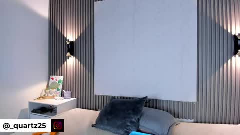 zafira online show from April 16, 2026, 3:51 am