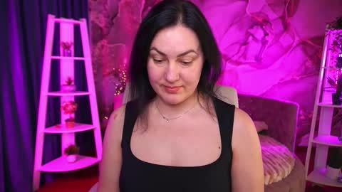 Zafiramoonn online show from March 11, 2026, 5:52 pm