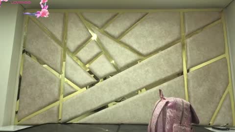   online show from April 4, 2026, 3:05 am