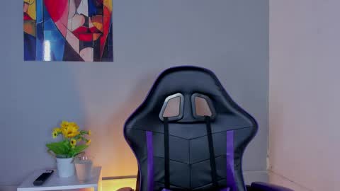 Zafiro Brown online show from March 23, 2026, 7:51 pm