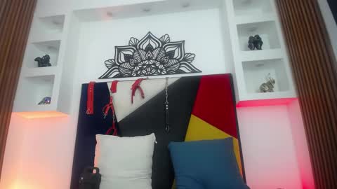 Snapshot of zafiro_cat chatting on May 28, 2026, 10:18 pm Zafiro online show from May 28, 2026, 10:18 pm
