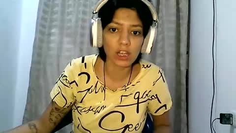 Zafiro online show from March 17, 2026, 3:04 pm