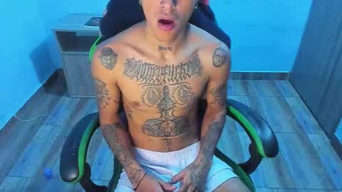 Snapshot of zafirocum chatting on January 10, 2026, 12:29 pm BiG Zafiro online show from January 10, 2026, 12:29 pm