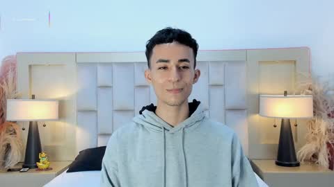 zahir_ashar online show from April 15, 2026, 12:39 am