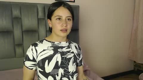 Snapshot of zaida_1 chatting on May 4, 2026, 8:49 pm Zaida online show from May 4, 2026, 8:49 pm