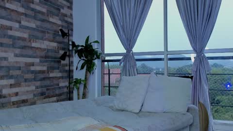 Snapshot of zain_diesel7 chatting on December 7, 2024, 11:18 am INSTAGRAM yormanfit7 online show from December 7, 2024, 11:18 am