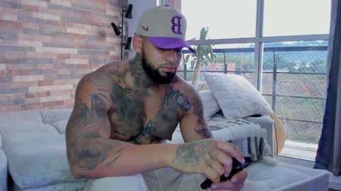 Snapshot of zain_diesel7 chatting on January 13, 2025, 11:30 am INSTAGRAM yormanfit7 online show from January 13, 2025, 11:30 am