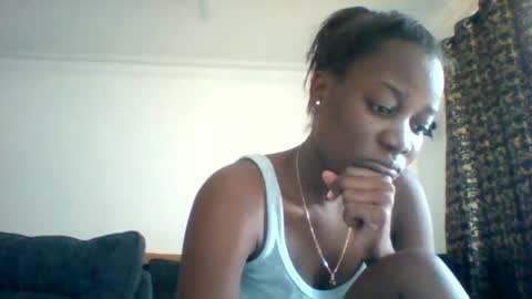 Snapshot of zainxxxx chatting on March 4, 2026, 9:37 am zainxxxx online show from March 4, 2026, 9:37 am