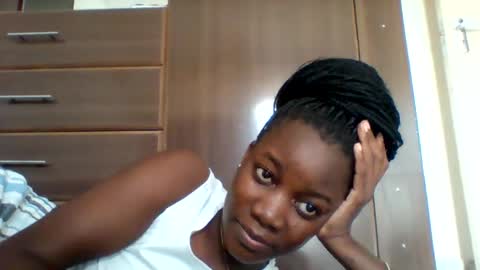 Snapshot of zainxxxx chatting on April 1, 2026, 1:41 pm zainxxxx online show from April 1, 2026, 1:41 pm