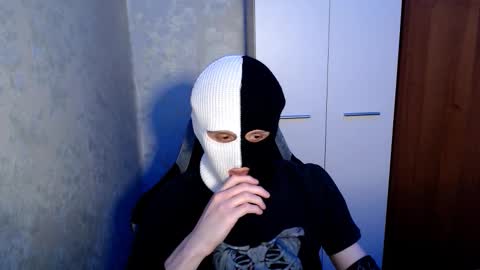 Snapshot of zaki_xx chatting on February 2, 2026, 3:11 pm zaki online show from February 2, 2026, 3:11 pm