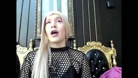 Megan online show from April 17, 2026, 3:09 am