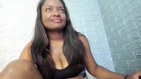 Snapshot of zamara__ chatting on March 14, 2026, 1:16 pm Zamara online show from March 14, 2026, 1:16 pm
