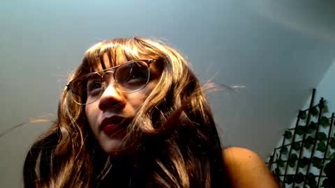 zandra6ghal online show from September 27, 2025, 4:28 am