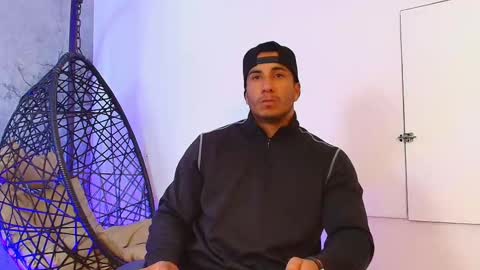 zanemaverick online show from November 20, 2025, 11:43 am