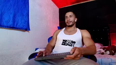 Snapshot of zanemaverick chatting on April 18, 2026, 3:32 am zanemaverick online show from April 18, 2026, 3:32 am
