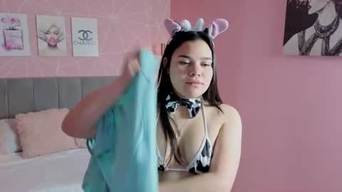 Snapshot of zara__sweet chatting on June 17, 2026, 2:18 pm Zara Sweet online show from June 17, 2026, 2:18 pm