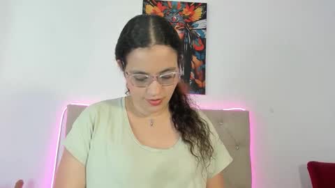 Snapshot of zara_blaze2 chatting on December 3, 2025, 5:33 pm Zara Blaze online show from December 3, 2025, 5:33 pm