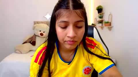 Snapshot of zara_cute18 chatting on July 3, 2026, 6:25 pm Zara online show from July 3, 2026, 6:25 pm