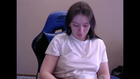 Snapshot of zara_golden chatting on January 23, 2025, 5:56 am chaturcum online show from January 23, 2025, 5:56 am