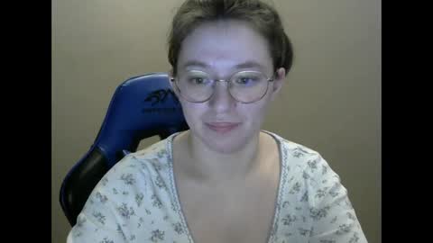 Snapshot of zara_golden chatting on February 5, 2025, 3:55 am chaturcum online show from February 5, 2025, 3:55 am