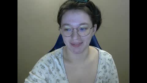 Snapshot of zara_golden chatting on February 7, 2025, 3:01 am chaturcum online show from February 7, 2025, 3:01 am