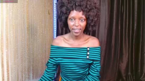 Snapshot of zara_lae chatting on March 8, 2025, 9:06 am nicky online show from March 8, 2025, 9:06 am