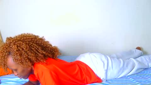 Snapshot of zara_lae chatting on July 6, 2026, 3:14 pm nicky online show from July 6, 2026, 3:14 pm