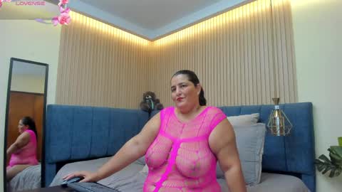 Snapshot of zara_milf_ chatting on May 30, 2026, 12:24 pm zara online show from May 30, 2026, 12:24 pm