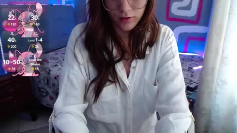 Snapshot of zara_sin chatting on October 13, 2025, 3:23 pm Zara online show from October 13, 2025, 3:23 pm