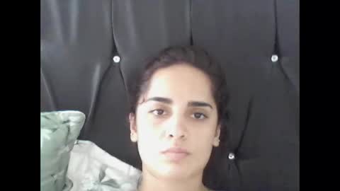 Snapshot of zaraa_lopez chatting on November 17, 2025, 1:39 pm zaraa_lopez online show from November 17, 2025, 1:39 pm