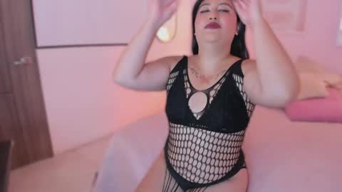 Snapshot of zarabloom_ chatting on April 24, 2026, 9:28 pm Zara Blonm online show from April 24, 2026, 9:28 pm