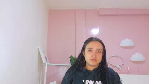 Snapshot of zaracole__ chatting on April 30, 2026, 9:26 am Z A R A online show from April 30, 2026, 9:26 am