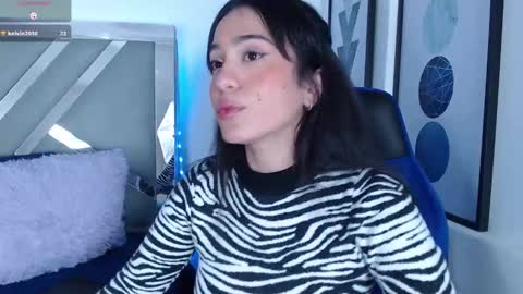 zaradames_ online show from February 21, 2025, 5:46 am