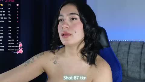 zaradames_ online show from July 7, 2026, 6:47 am