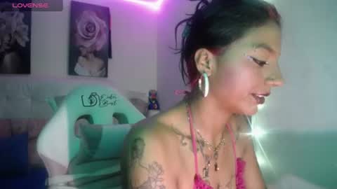 Snapshot of zarahbennet chatting on July 13, 2026, 2:20 pm Zarah online show from July 13, 2026, 2:20 pm