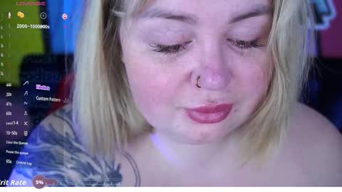 Lola online show from February 12, 2026, 8:37 pm