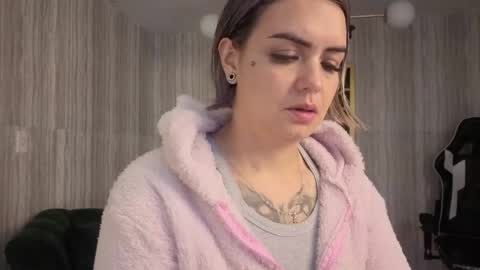 Snapshot of zarcasutra_t chatting on March 2, 2026, 12:45 pm Isabella online show from March 2, 2026, 12:45 pm