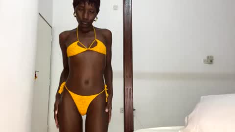 Snapshot of zaria_amara chatting on June 21, 2026, 6:54 pm zaria_amara online show from June 21, 2026, 6:54 pm