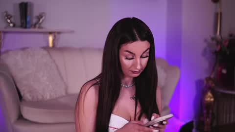 Mira online show from May 6, 2026, 3:24 am