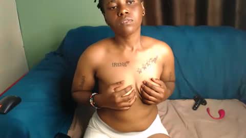 Snapshot of zayatera1 chatting on February 3, 2026, 6:22 am Zaya online show from February 3, 2026, 6:22 am